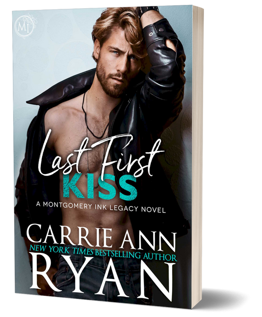 Last First Kiss - Paperback